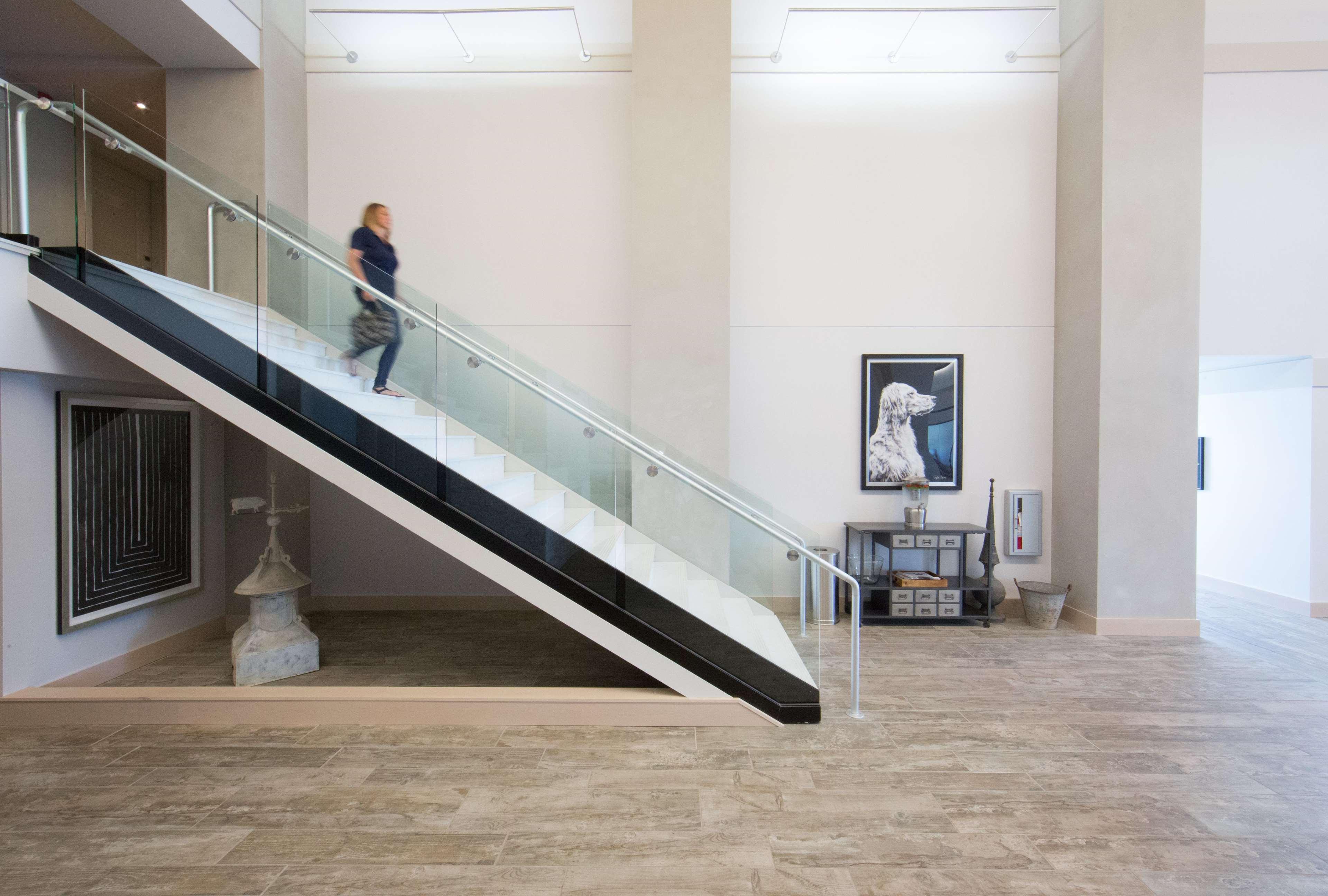 Hotel Renovo Des Moines Urbandale,Tapestry Collection Hilton エクステリア 写真