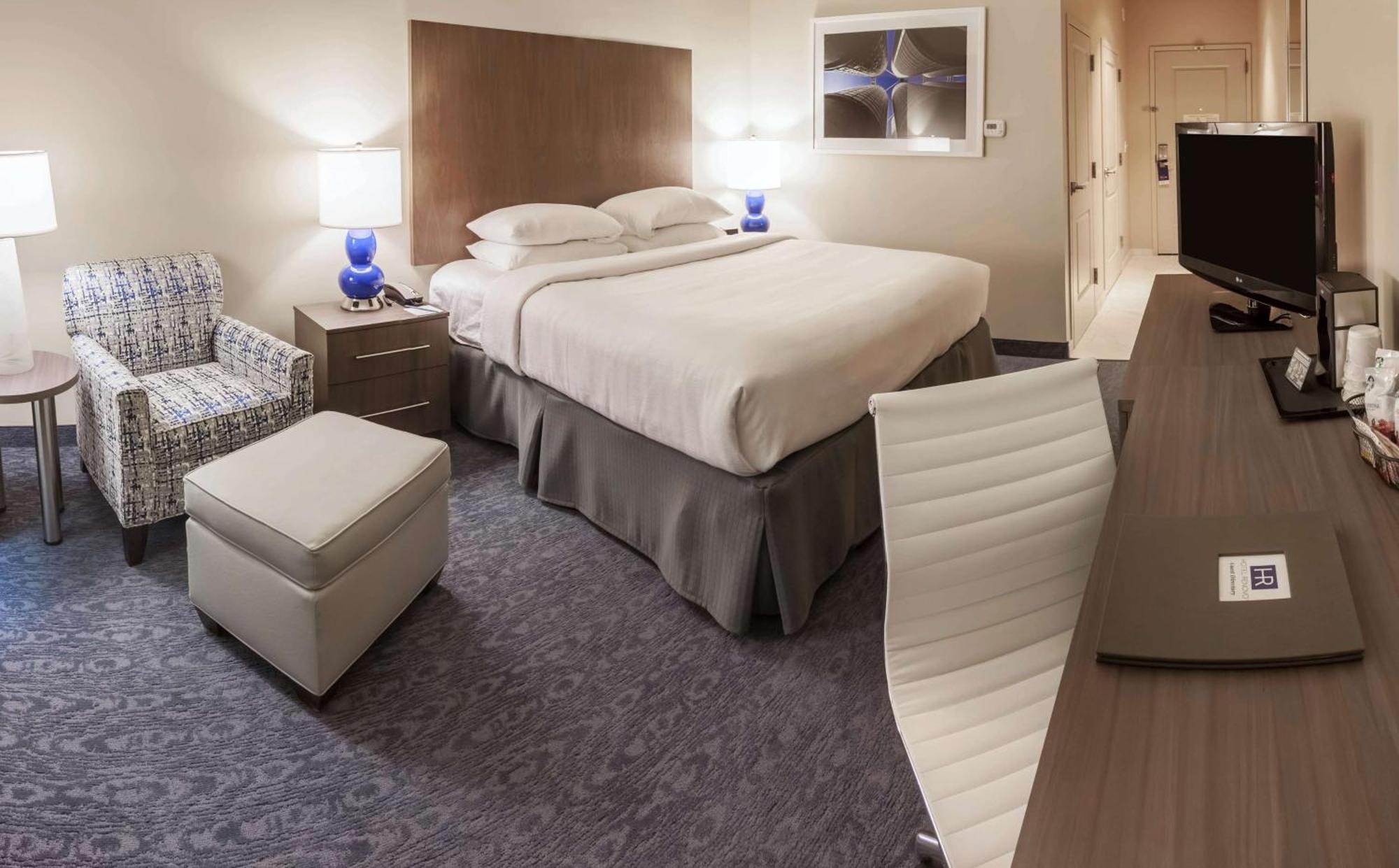 Hotel Renovo Des Moines Urbandale,Tapestry Collection Hilton エクステリア 写真